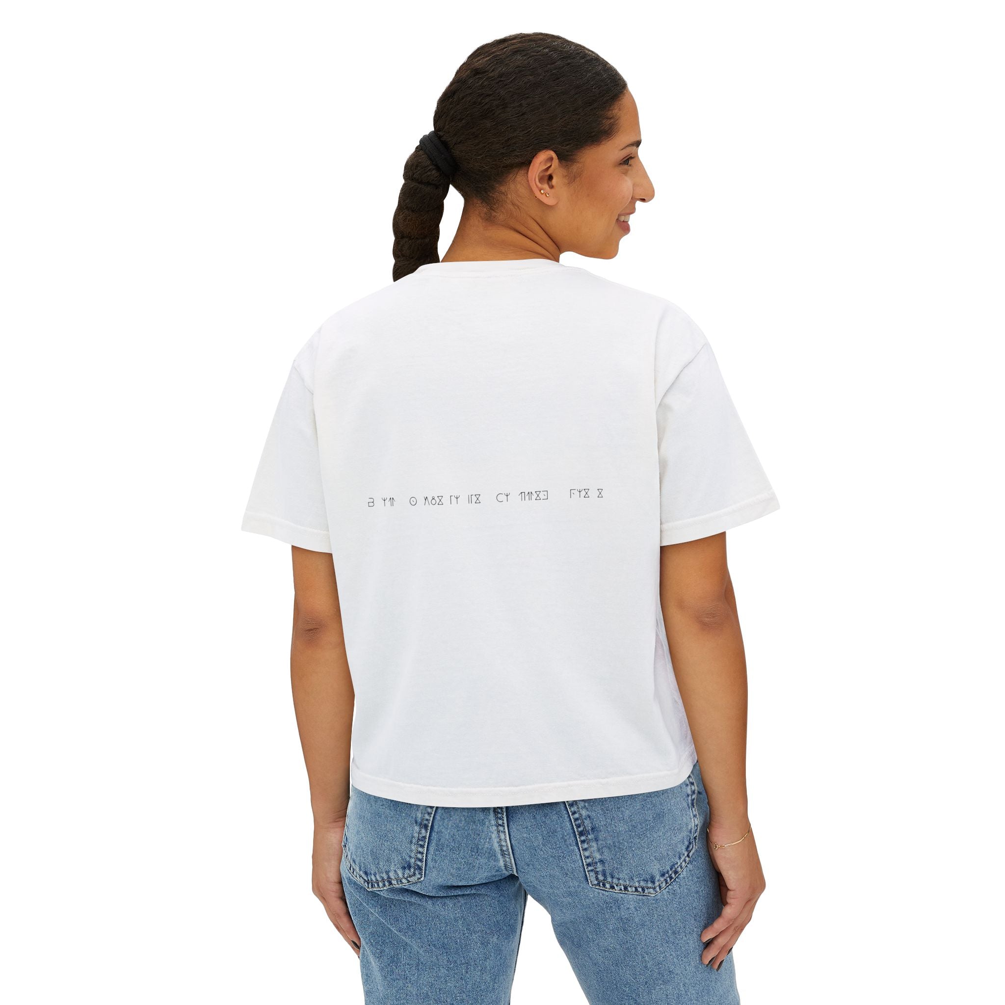 iQueenx Leo Boxy Shirt